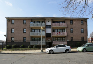 Hopkins Apartments in Washington, DC - Building Photo - Building Photo