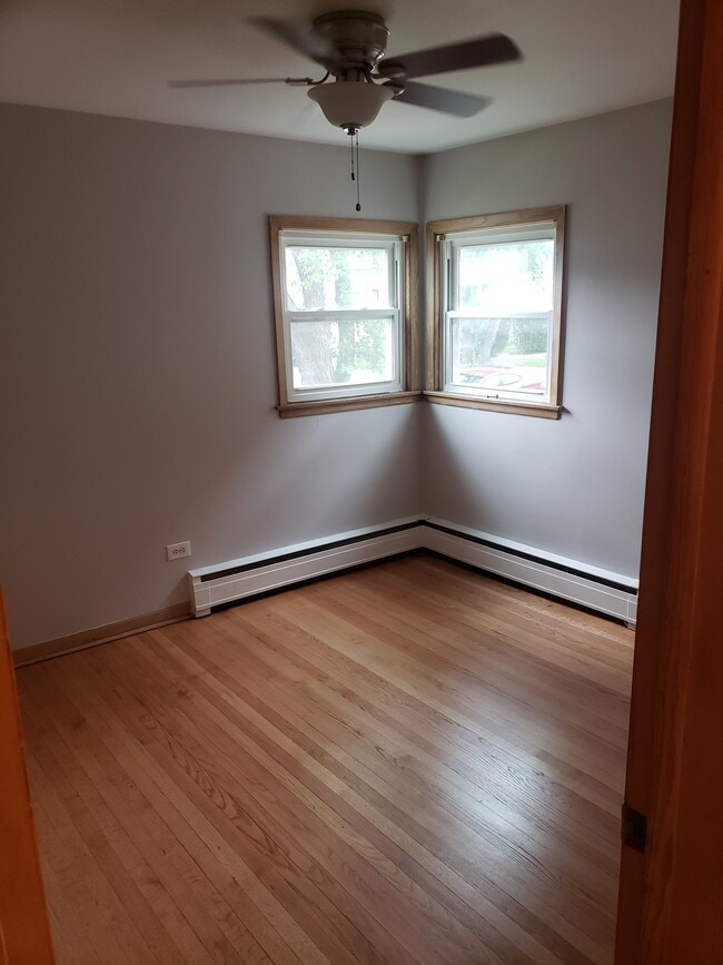 2624 N 75th Ave, Unit Elmwood Apartment