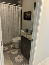 1201 Gage Ave, Unit 32 in Laredo, TX - Foto de edificio - Building Photo