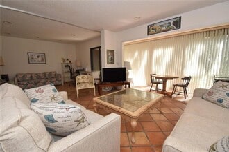 1626 Brookhouse Dr, Unit BR137 in Sarasota, FL - Building Photo - Building Photo
