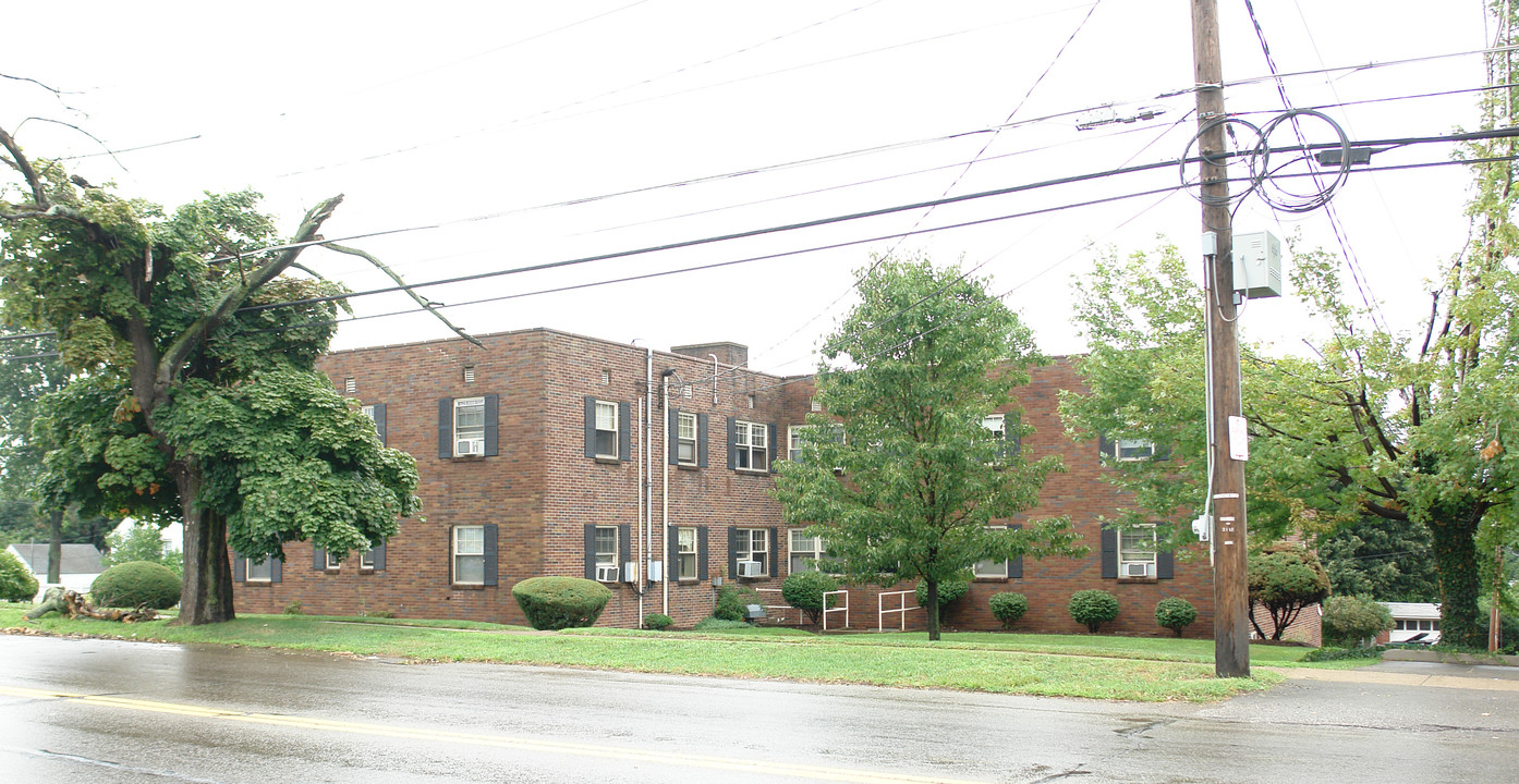 Connecticut Apartments in Erie, PA - Building Photo