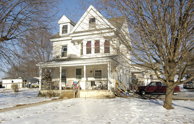 167 Cochran St