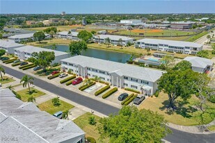 1473 Saddle Woode Dr in Ft. Myers, FL - Building Photo