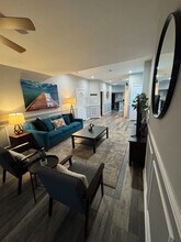 2002 W Cermak Rd in Chicago, IL - Building Photo - Building Photo