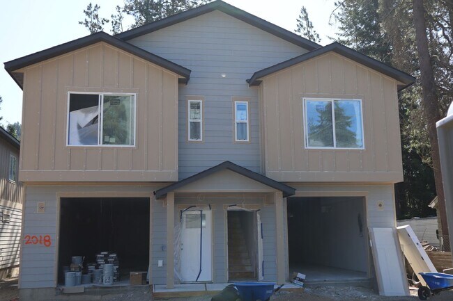 2018 N 12th St in Coeur d'Alene, ID - Building Photo - Building Photo