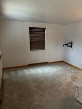 4813 Clover Ln in West Mifflin, PA - Building Photo - Building Photo