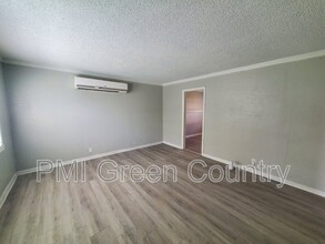 2125 E Seminole St in Tulsa, OK - Building Photo - Building Photo