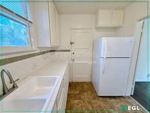 5803 W Olympic Blvd in Los Angeles, CA - Building Photo - Building Photo