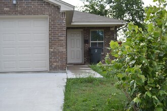 1204 N 18th St in Killeen, TX - Building Photo - Building Photo