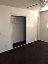 20988 Little Beaver Rd in Apple Valley, CA - Building Photo - Building Photo