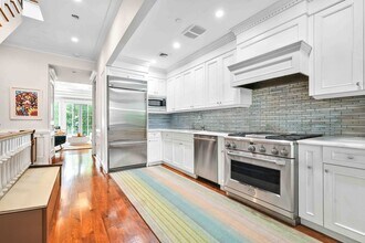 49 Irving Pl in Brooklyn, NY - Building Photo - Building Photo