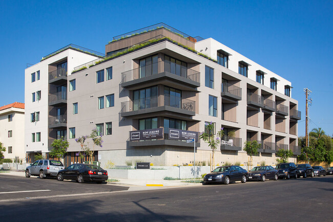 Hive Venice in Los Angeles, CA - Foto de edificio - Building Photo