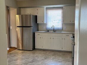 12426 Castelar St in Omaha, NE - Building Photo - Building Photo