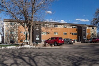 2628 Redwing Rd in Fort Collins, CO - Building Photo - Building Photo