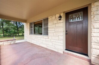 940 Hardeman St in Sealy, TX - Building Photo - Building Photo