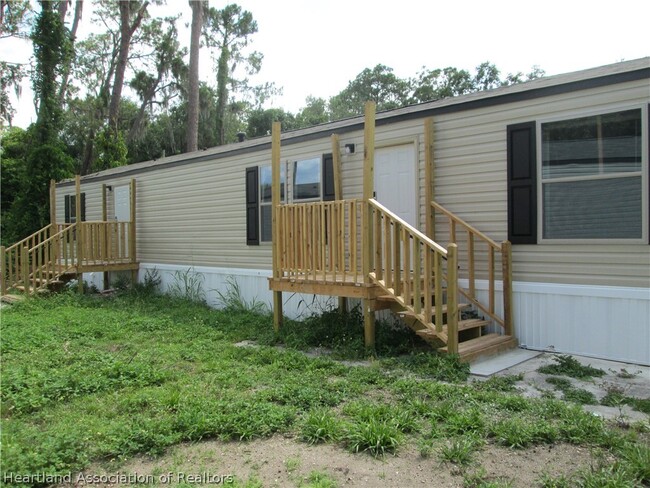 9 Crawford Dr in Lake Placid, FL - Building Photo - Building Photo