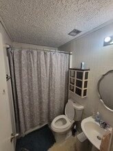 2725 West Point Rd in Lagrange, GA - Foto de edificio - Building Photo