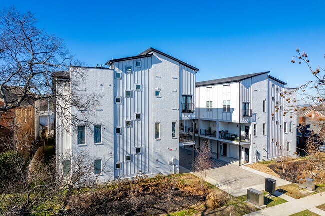 2001 Convent Pl in Nashville, TN - Foto de edificio - Building Photo