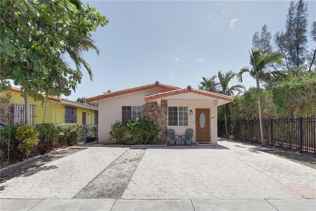 3500 SW 26th St in Miami, FL - Building Photo - Building Photo