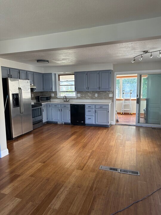 62 Sprague St, Unit 62 Sprague st 01089 in West Springfield, MA - Building Photo