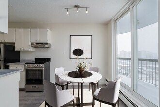 Deville Apartments in Edmonton, AB - Building Photo - Building Photo
