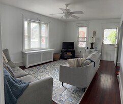 15 W Connecticut Ave in Somers Point, NJ - Building Photo