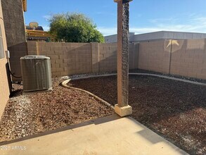 2014 S Falcon Dr in Gilbert, AZ - Building Photo - Building Photo