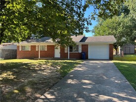 2330 W Alpine Cir