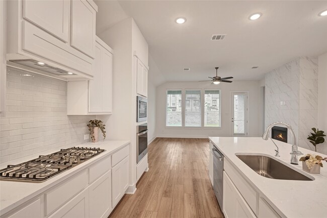 6027 Churchill Spgs Ln