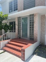 440 NE 63rd St in Miami, FL - Building Photo