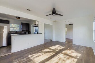 1013 E 3rd St in Austin, TX - Building Photo - Building Photo