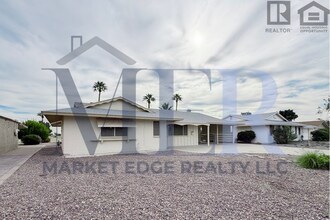 11221 N 103rd Ave in Sun City, AZ - Building Photo - Building Photo