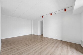 1515 Valley Dr in West Chester, PA - Building Photo - Building Photo