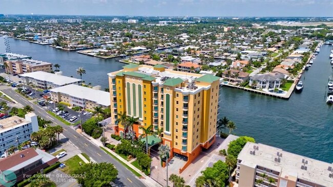 821 N Riverside Dr in Pompano Beach, FL - Building Photo - Building Photo