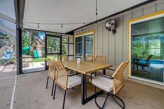 2239 Wells Ave in Sarasota, FL - Building Photo - Building Photo