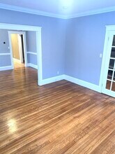 137 Sharon St, Unit 1 in Medford, MA - Building Photo - Building Photo