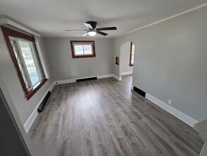 401 Howard St in Mansfield, OH - Building Photo - Building Photo