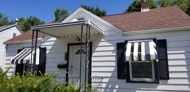 property at 253 Greenlawn Ave