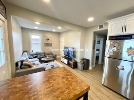 106 Berkshire St, Unit 8 in Cambridge, MA - Building Photo