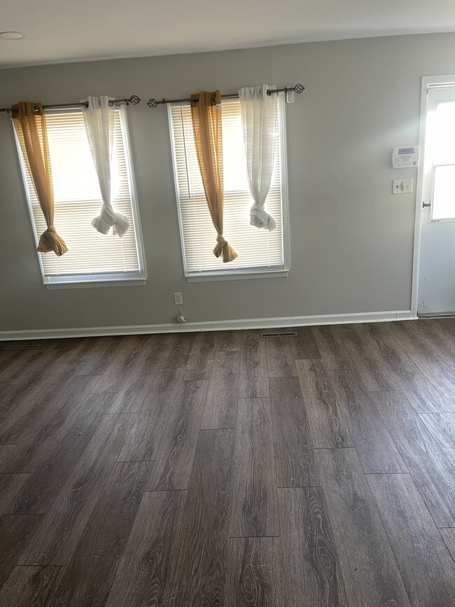 property at 1400 Harford Square Dr