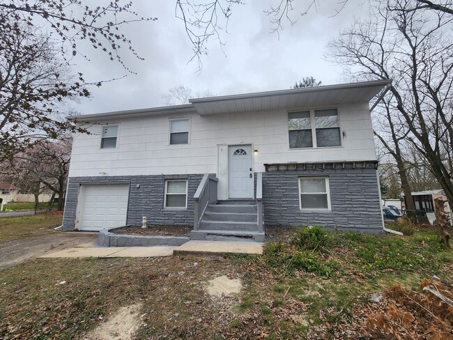 property at 26 Forest Valley Dr