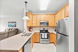 3864 Abercrombie Ln in Stillwater, MN - Building Photo - Building Photo