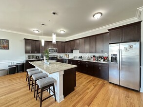 520 N Western Ave, Unit C4 in Chicago, IL - Building Photo - Building Photo