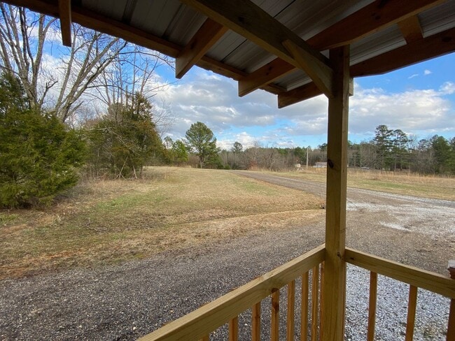 615 Whitten Trail in Blue Springs, MS - Building Photo - Building Photo