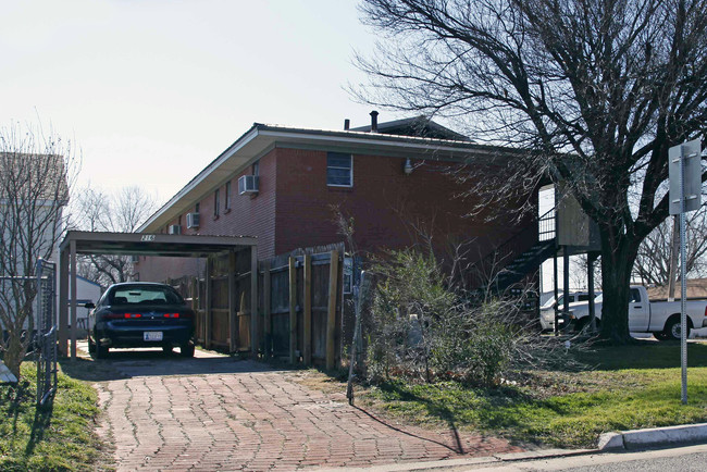 Southwind Apartments in Oklahoma City, OK - Building Photo - Building Photo