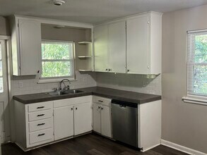 5202 Nelbrook Dr in North Little Rock, AR - Building Photo - Building Photo