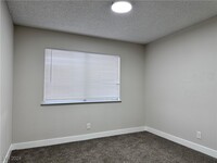 7024 Michael Collins Pl in Las Vegas, NV - Building Photo - Building Photo