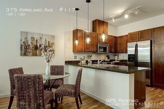 375 Kirkland Ave-Unit -#117 in Kirkland, WA - Building Photo - Building Photo