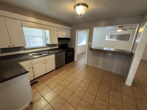 4500 Schaer St in North Little Rock, AR - Building Photo - Building Photo