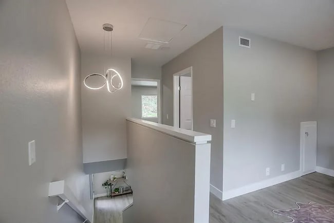 8292 Gilman Dr in San Diego, CA - Building Photo - Building Photo